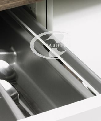 Карнизный  профиль для лотка OrgaTray для InnoTech длиной 470 мм, хромированный